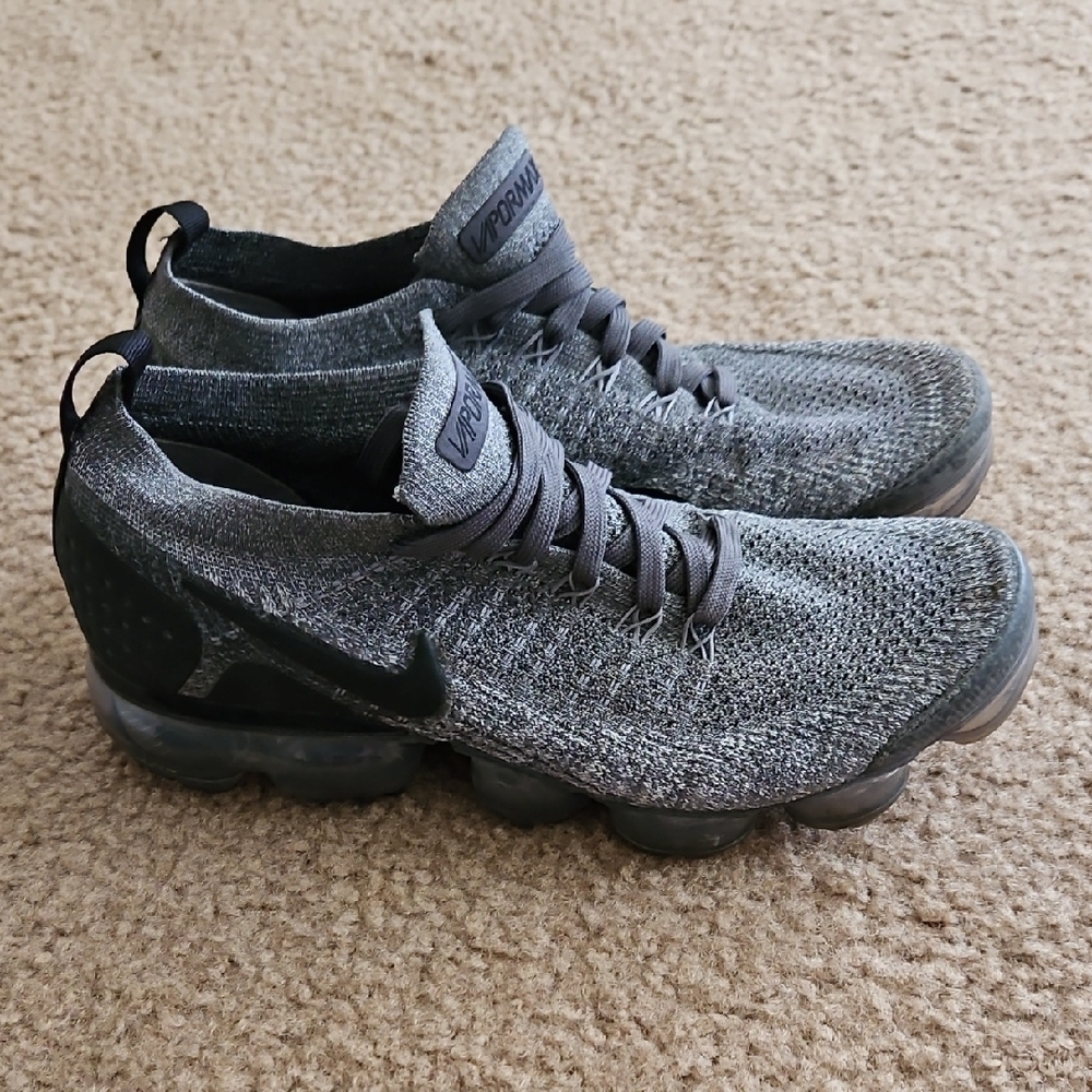 Women's Nike Vapormax Gray Knit Sneakers
